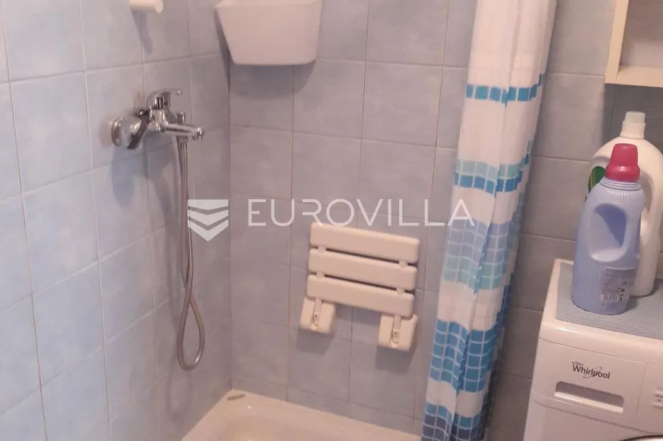 pula, gregovica, tri stambene jedinice na traženoj lokaciji - slika 22