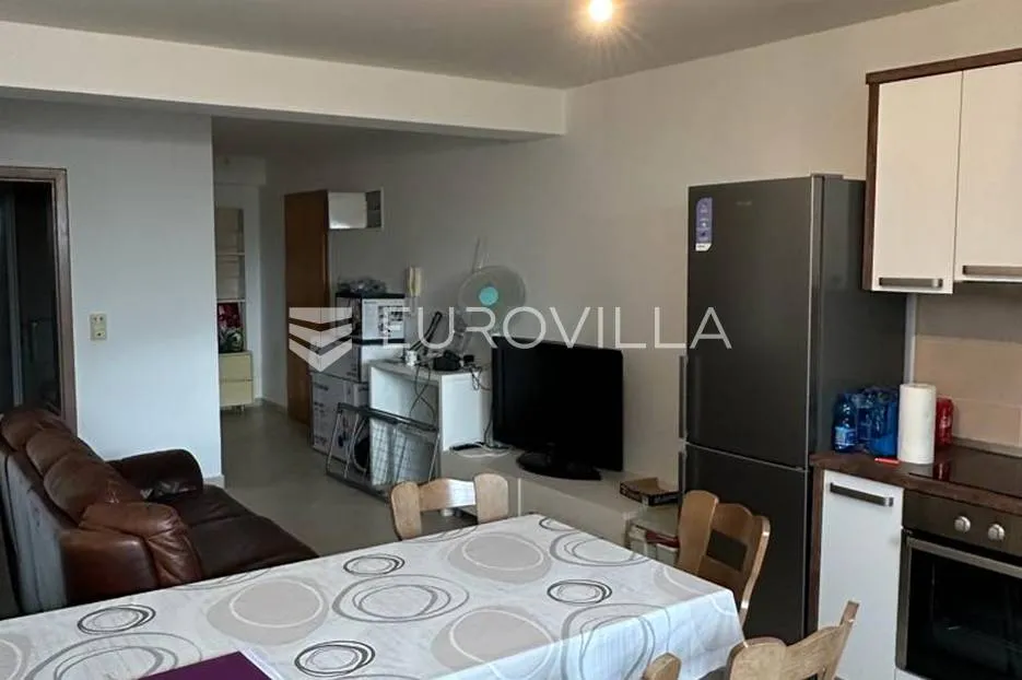 istra, barbariga, trosoban stan 50 m² u podrumskom dijelu stambene zgrade, pogled more - slika 17