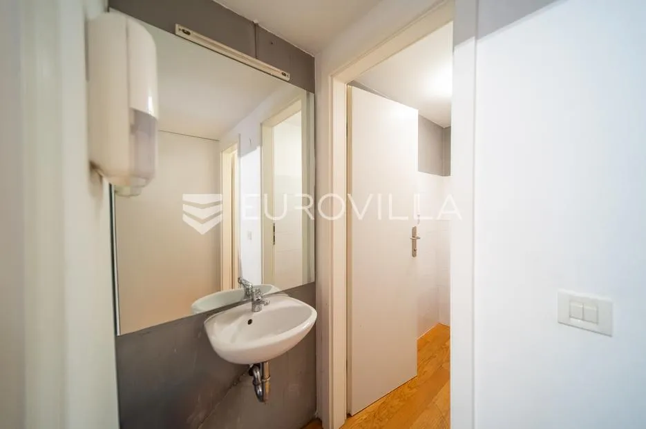 zagreb, ilica uređen poslovni prostor 132,95 m² - slika 5