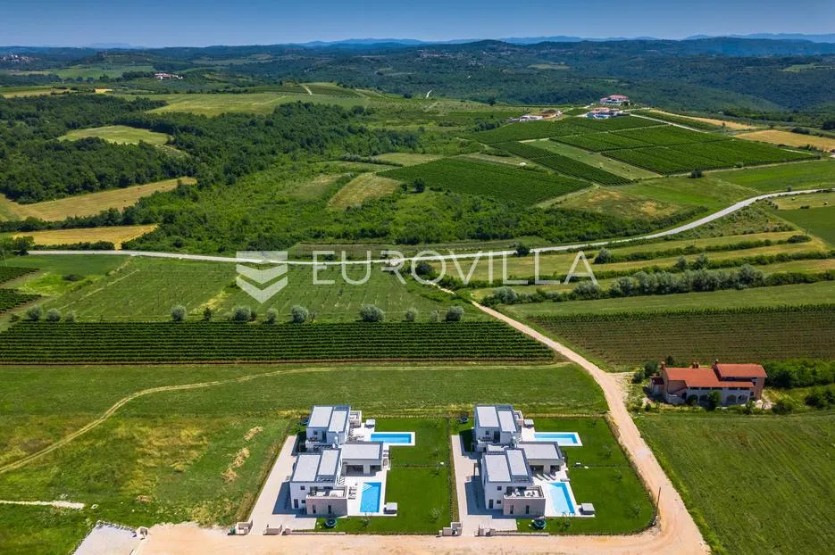 istra, brtonigla, moderna vila s bazenom i jacuzzijem - slika 45