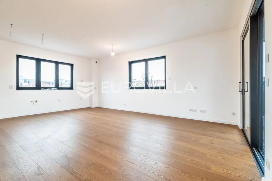 zagreb, zvonimirova, prostran poslovni prostor s 2 garažna parkirna mjesta, 188 m² - slika 3
