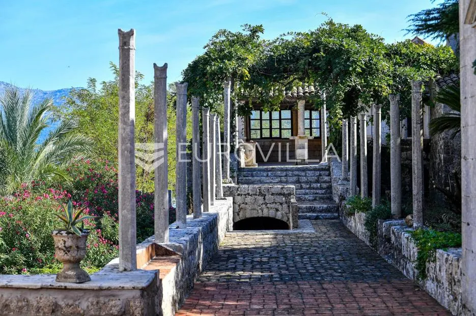 dubrovnik okolica, jedinstveni ljetnikovac sačuvan prema izvornom obliku - slika 28