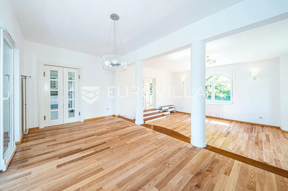 samobor, perivoj, obiteljska vila netto površine 323 m² na zemljištu 2.087 m² - slika 10