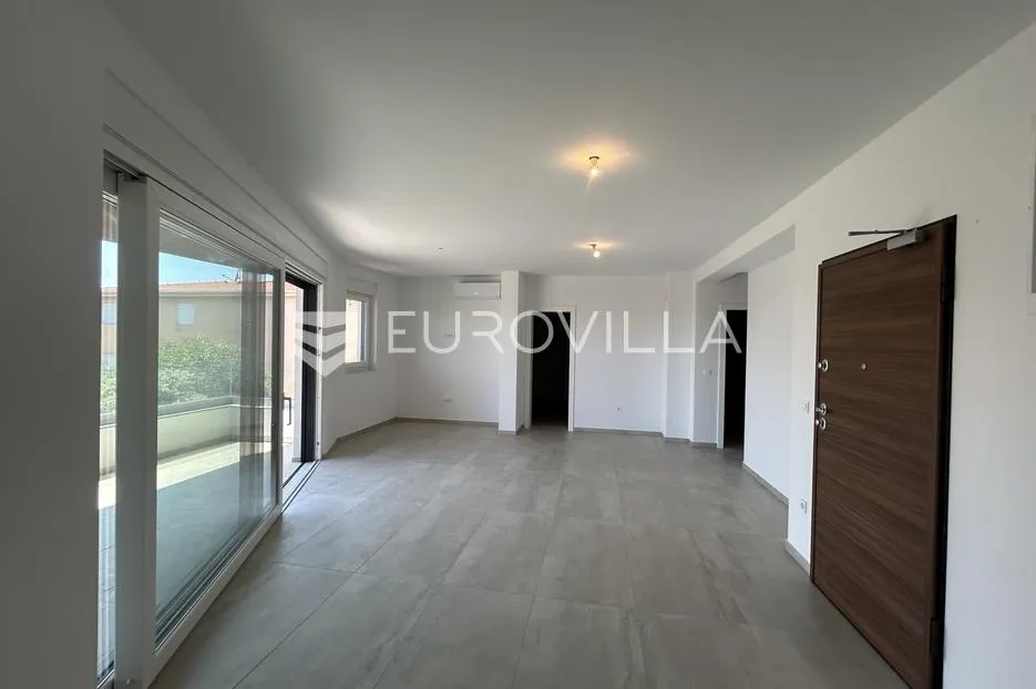 pag, mandre, trosoban stan 98 m² na 1. katu, novogradnja u blizini mora - slika 7