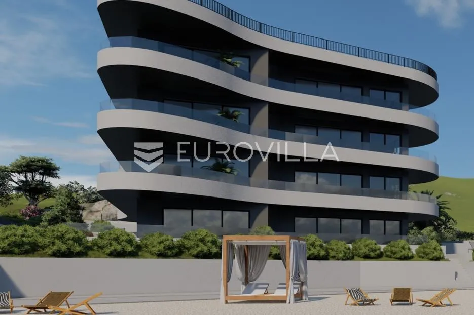 okolica trogira, luksuzni penthouse direktno na plaži - slika 4