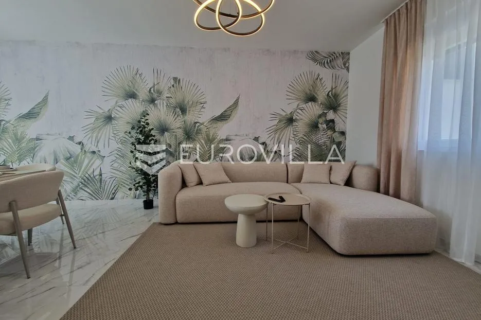 vir, predivna moderna vila s bazenom u centru mjesta, vrhunska lokacija, 450 m od mora - slika 22