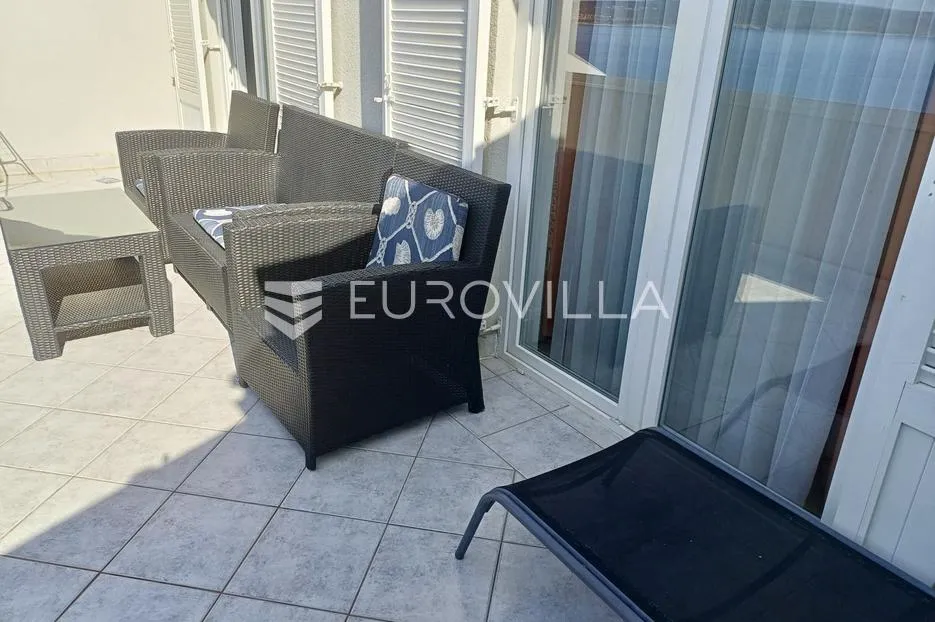 selce, trosoban stan površine 55,97 m² s pogledom na more, zimski najam - slika 3
