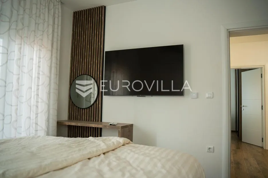 vukovar, mitnica, luksuzan četverosoban stan 102,06 m² - slika 14