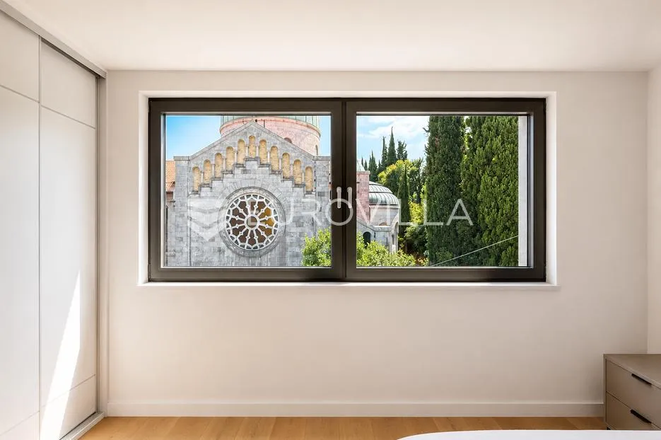 opatija, centar, luksuzan četverosoban penthouse 204 m², 200 m od mora - slika 10