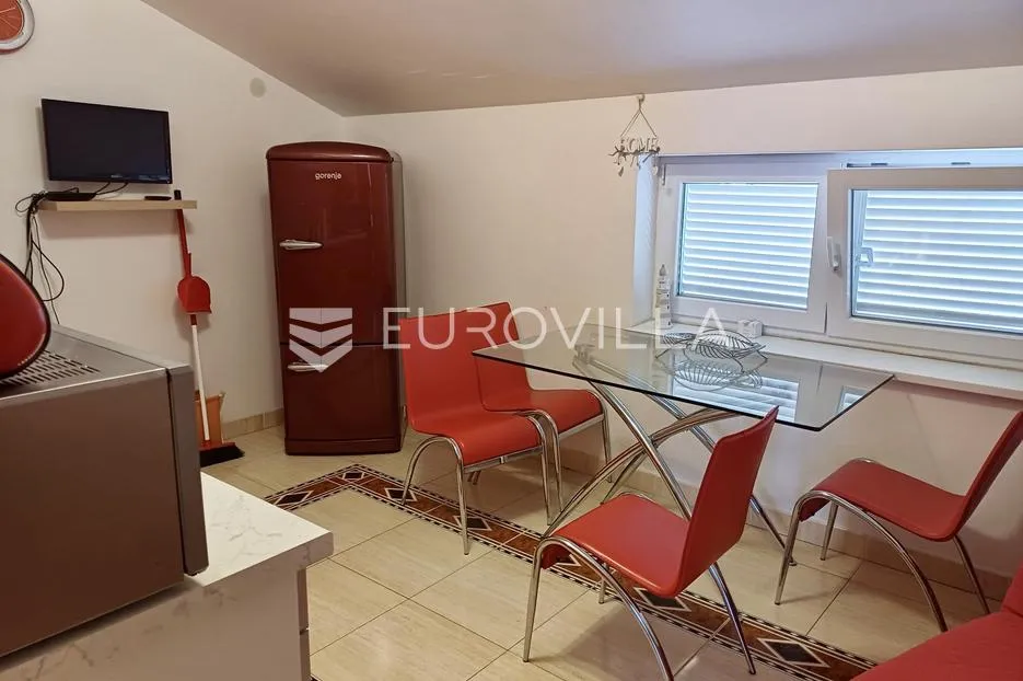 Selce, trosoban stan površine 55,97 m² s pogledom na more, ZIMSKI NAJAM - Selce, Crikvenica
