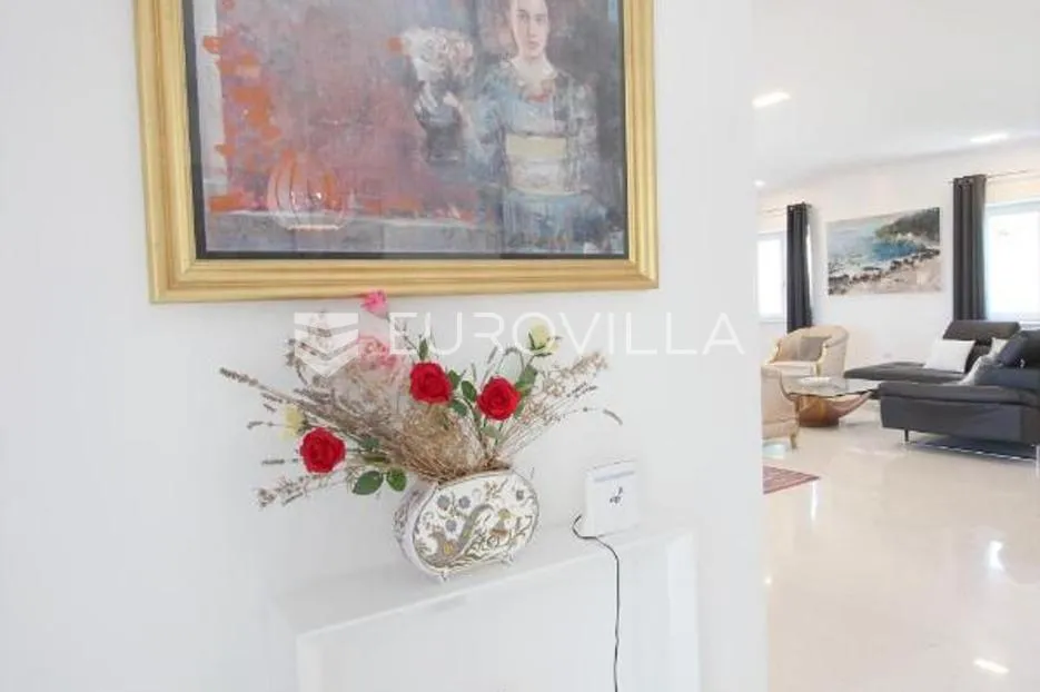 istra, kanfanar, prekrasna kuća 450 m² na velikom imanju od 1900 m² - slika 14