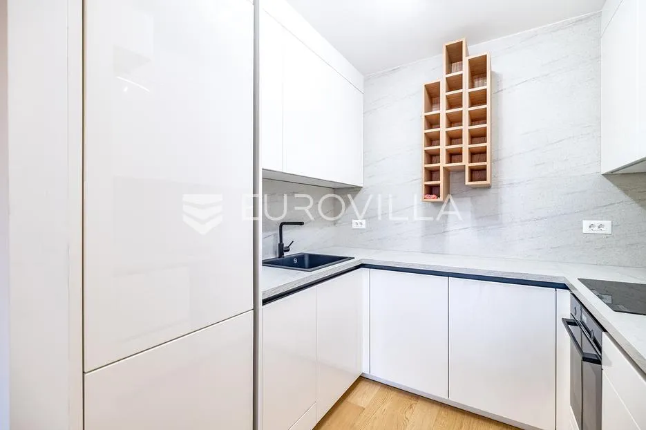 zagreb, ivana cankara prekrasan četverosoban stan 123 m² s dva garažna mjesta - slika 5