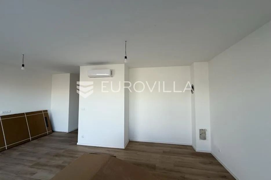 ližnjan, novogradnja, prizemlje, vrt 135 m², 600m do mora - slika 18
