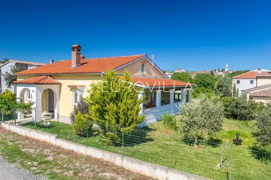 ližnjan, prizemnica s uređenom okućnicom - slika 12