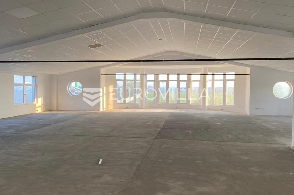 slavonski brod, industrijska zona, poslovna zgrada 1.350 m², blizina autoceste - slika 6