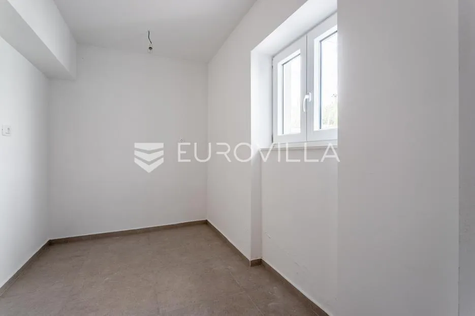 primošten, moderan stan, 146,9 m² - slika 16
