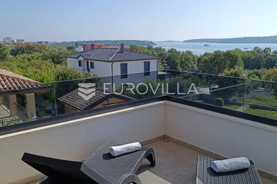 medulin, pomer, prekrasna villa s wellnessom 195 m² s pogledom na more, 150 m od mora - slika 8