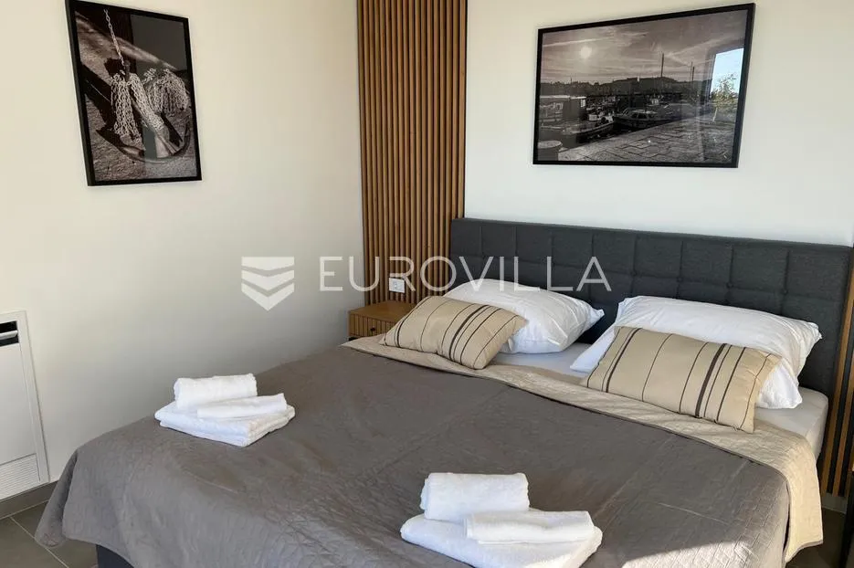 istra, smoljanci, moderna novoizgrađena vila 200m2 s bazenom i pogledom na more - slika 20