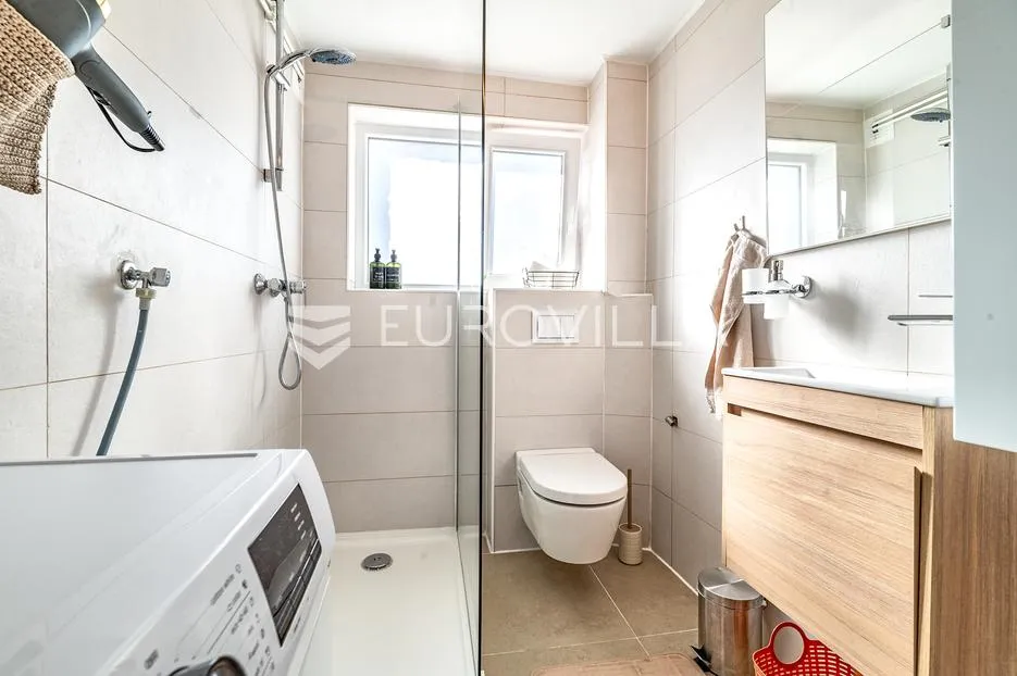 zagreb, gornja dubrava, trosoban stan sa terasom i vrtom 65 m², uključene režije - slika 7