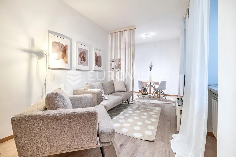 zagreb, zrinjevac, atraktivan dvosoban stan 50 m² - slika 2