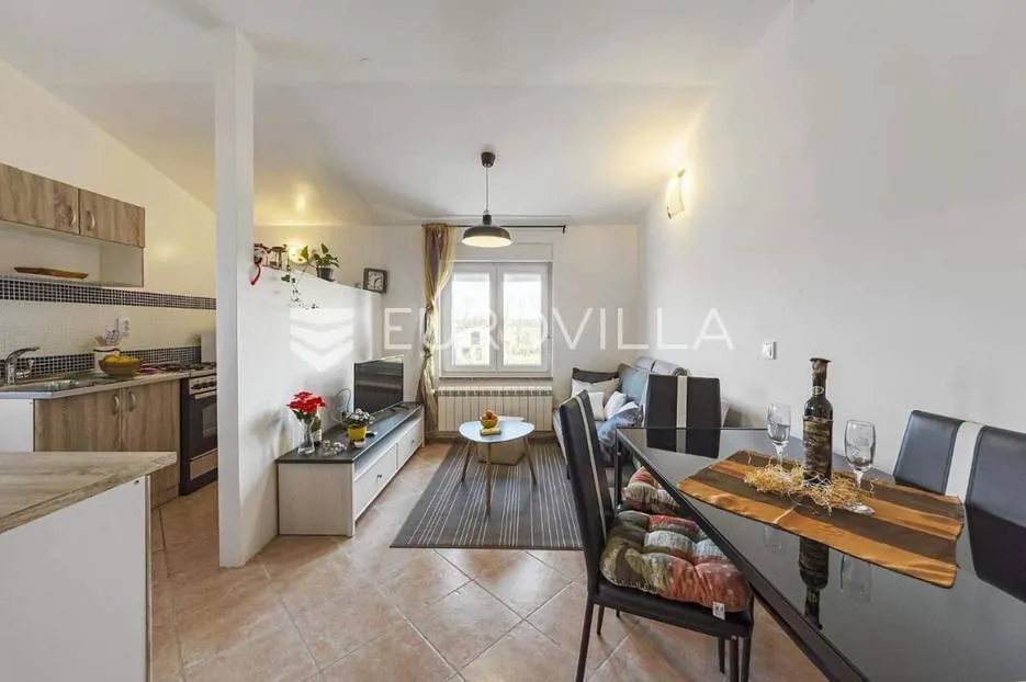 pula, apartmanska kuća na izoliranoj lokaciji - slika 6
