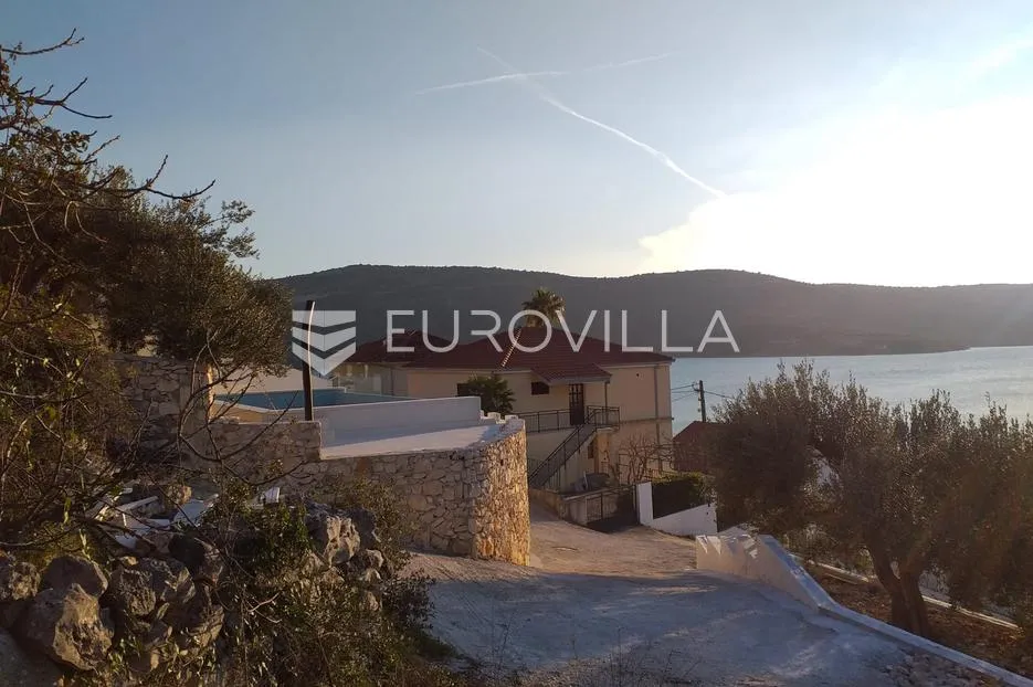 marina, poljica, građevinsko zemljište površine 537 m² - slika 2