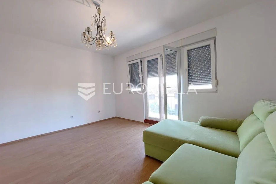 istra, pula, prostran stan na vidikovcu, 141,38 m², parkirno mjesto - slika 9