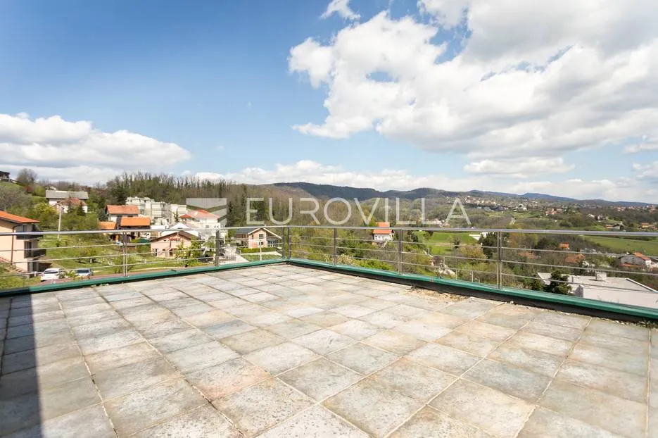 gajnice, jedinstvena vila sa panoramskim pogledom na zagreb - slika 52