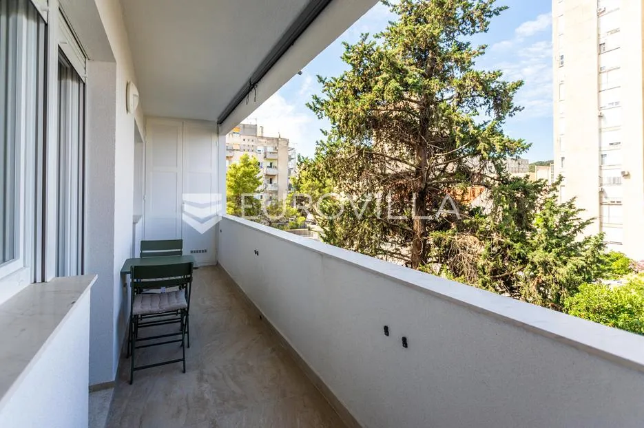 split, skalice, renoviran dvosoban stan 61 m², prvo useljenje, dugoročno - slika 14