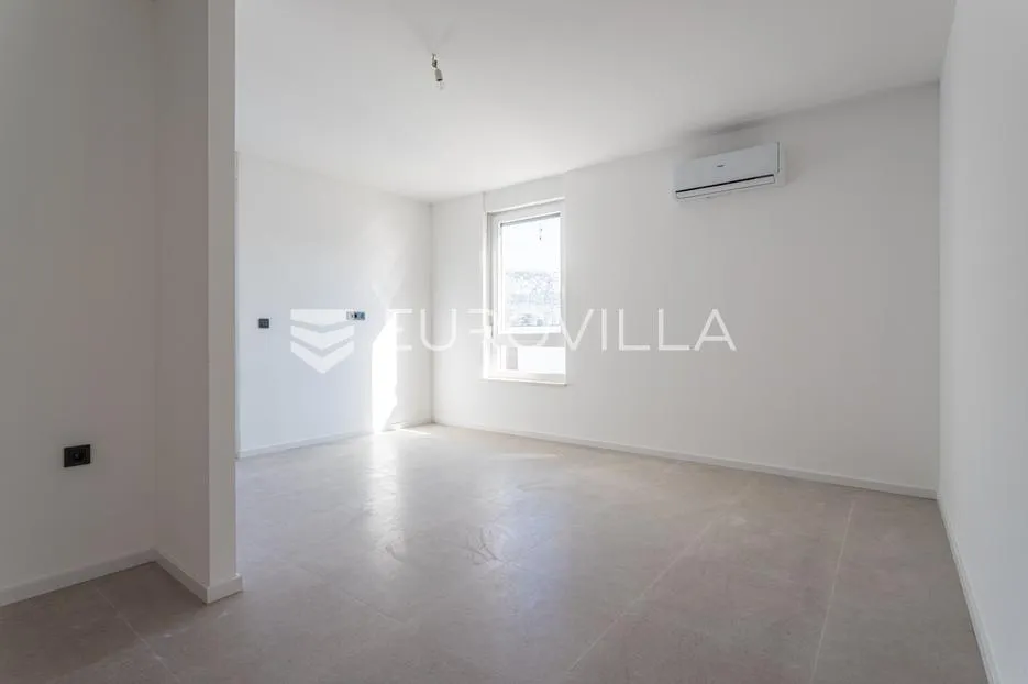 grebaštica, četverosoban apartman u novogradnji - slika 3