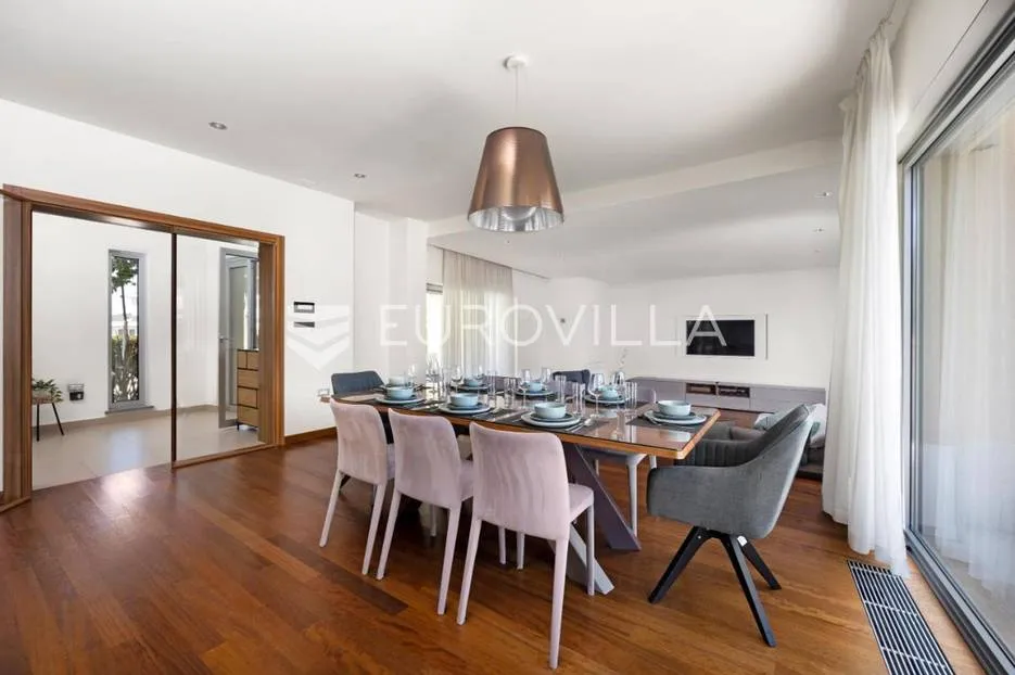 istra, banjole, prekrasna vila 277 m² na velikoj okućnici, 300 m od mora - slika 4