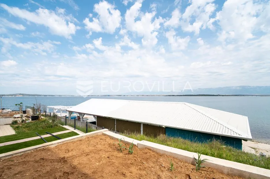 zadar, privlaka, luksuzni dvosoban stan 1. red do mora, 85,57 m² - slika 14