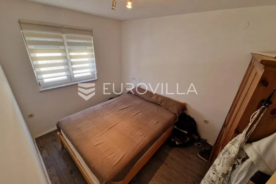 vir, apartman u prizemlju s terasom i vrtom - slika 24