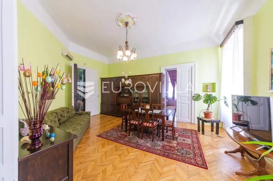 osijek, centar, prodaje se secesijski stan površine 180 m² - slika 2