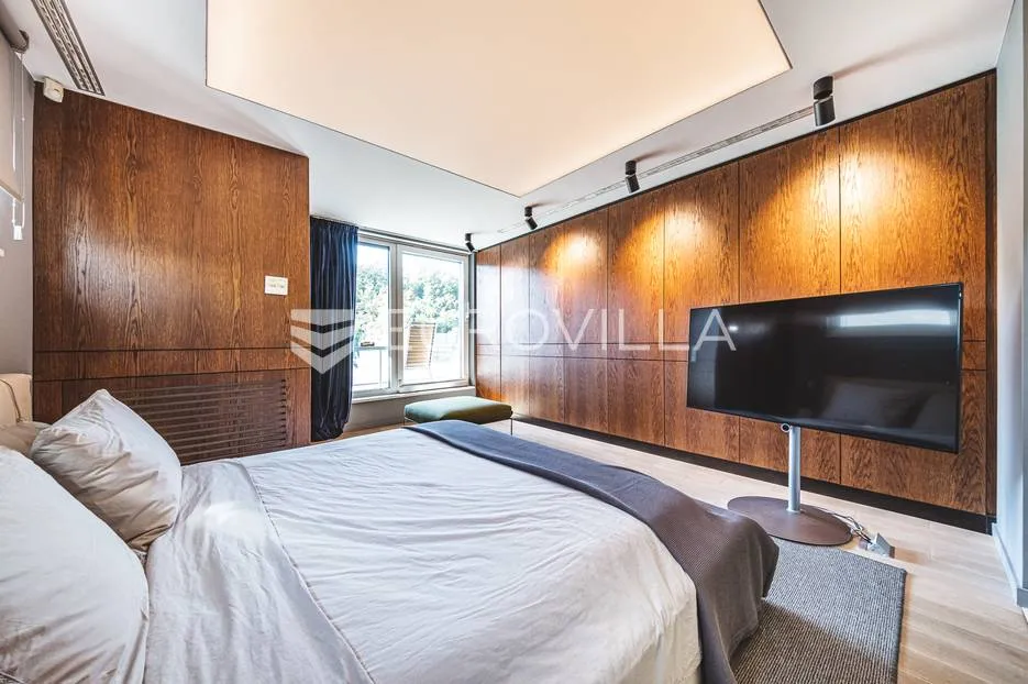 zagreb, mlinovi, luksuzan četverosoban stan 138 m² u duplex kući s garažom - slika 23