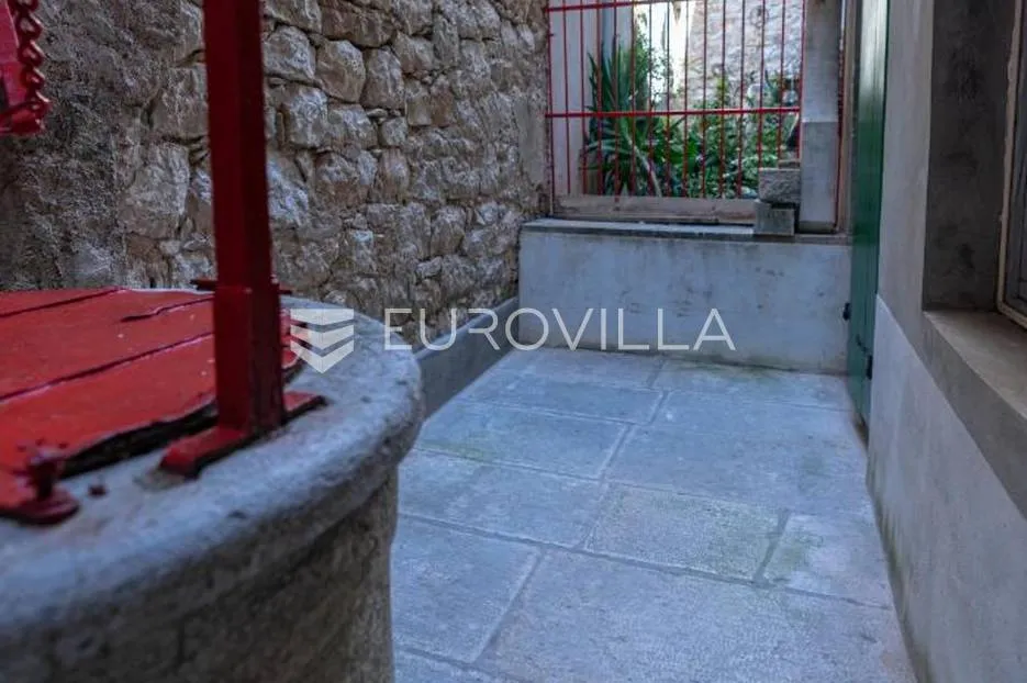 istra, rovinj, novo adaptiran prekrasan stan u centru rovinja nkp 88m2 - slika 10