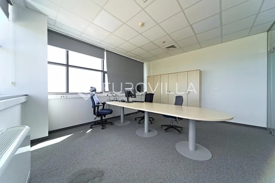 osijek, centar, uređen poslovni ured za najam, 374 m², novogradnja - slika 8