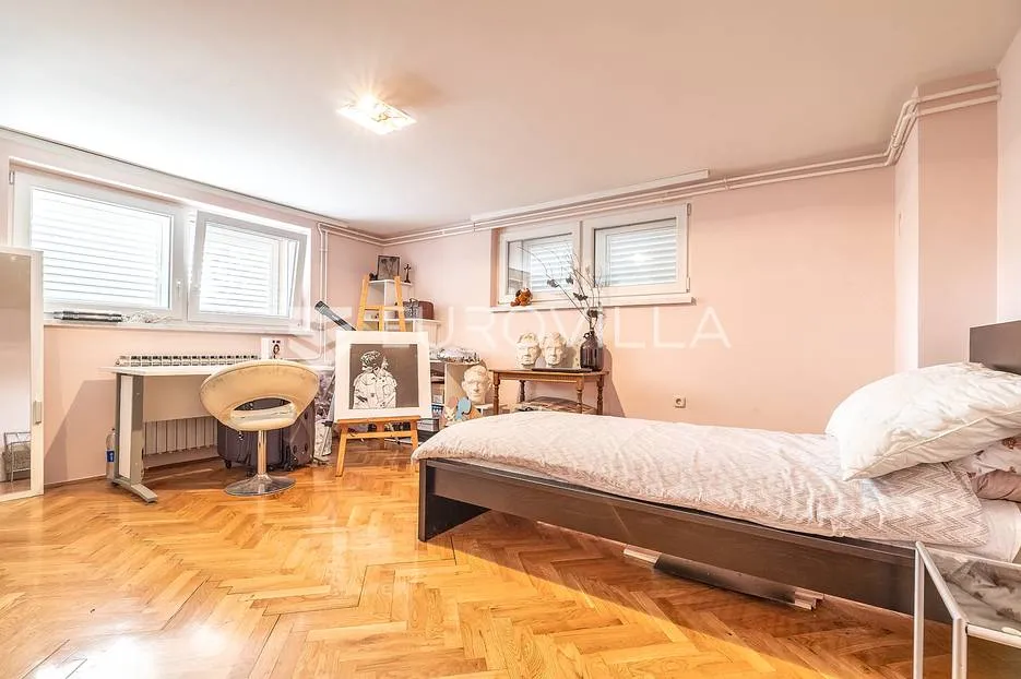 zagreb, borčec prekrasna obiteljska kuća 400m2 na parceli 1670m2 - slika 5
