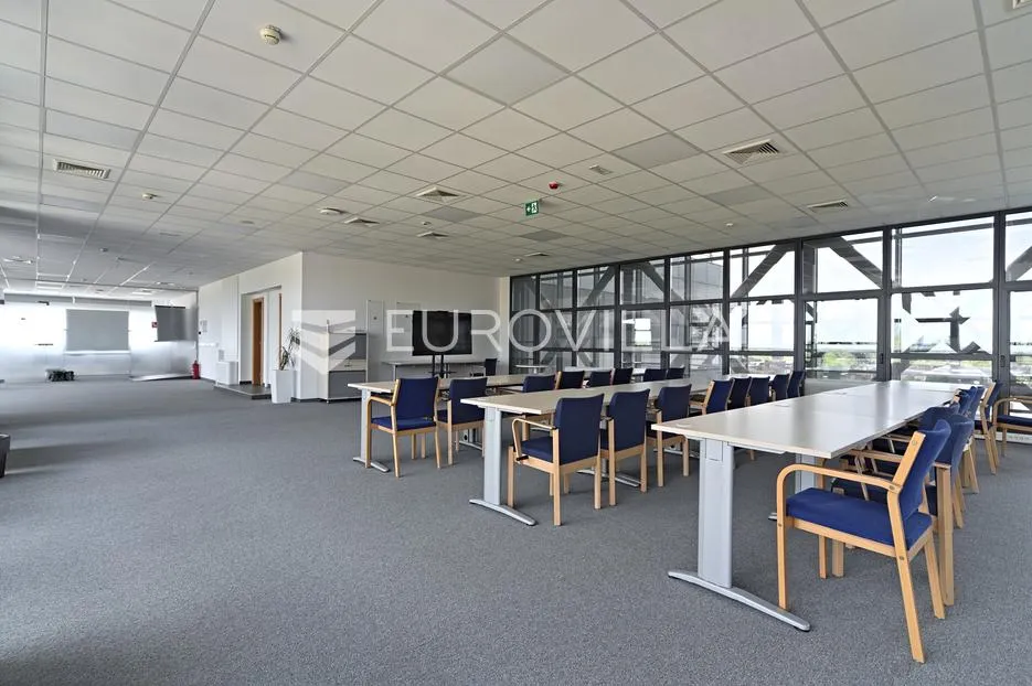 osijek, centar, uređen poslovni ured za najam, 374 m², novogradnja - slika 5