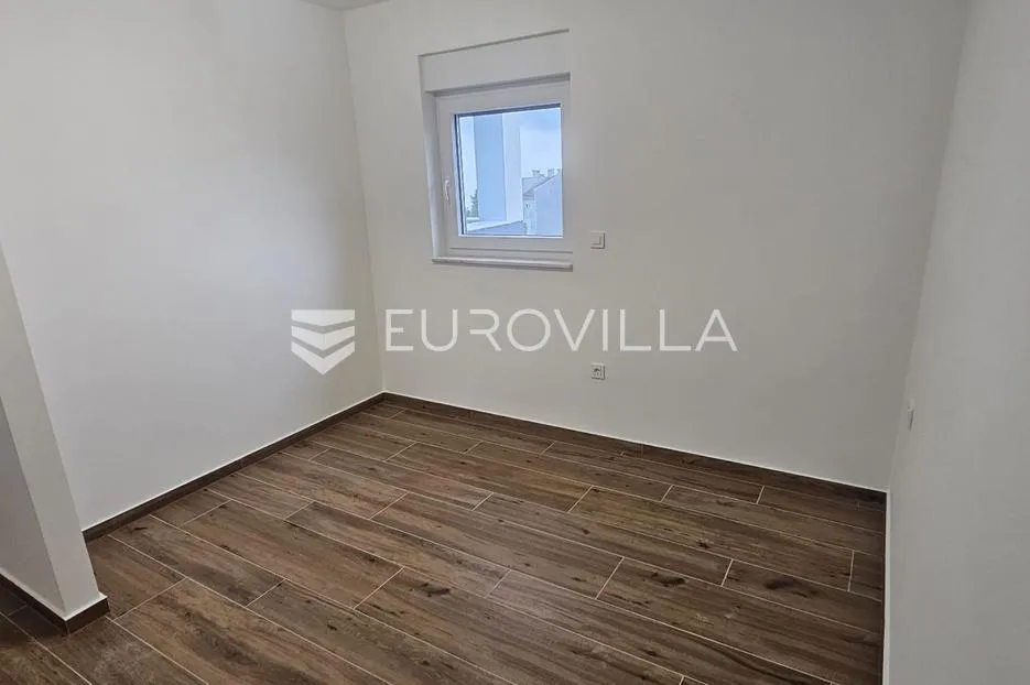 kastav, rešetari, četverosoban stan s garažom i loggiom u novogradnji - slika 11