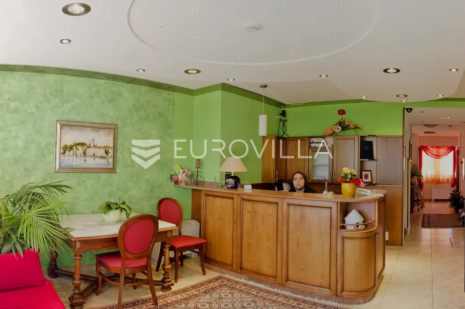 istra, novigrad, atraktivni hotel sa renomiranim restoranom na izvrsnoj lokacij - slika 6