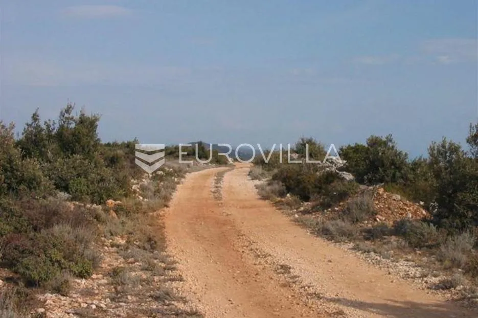 hvar, humac, poljoprivredno zemljište - slika 3