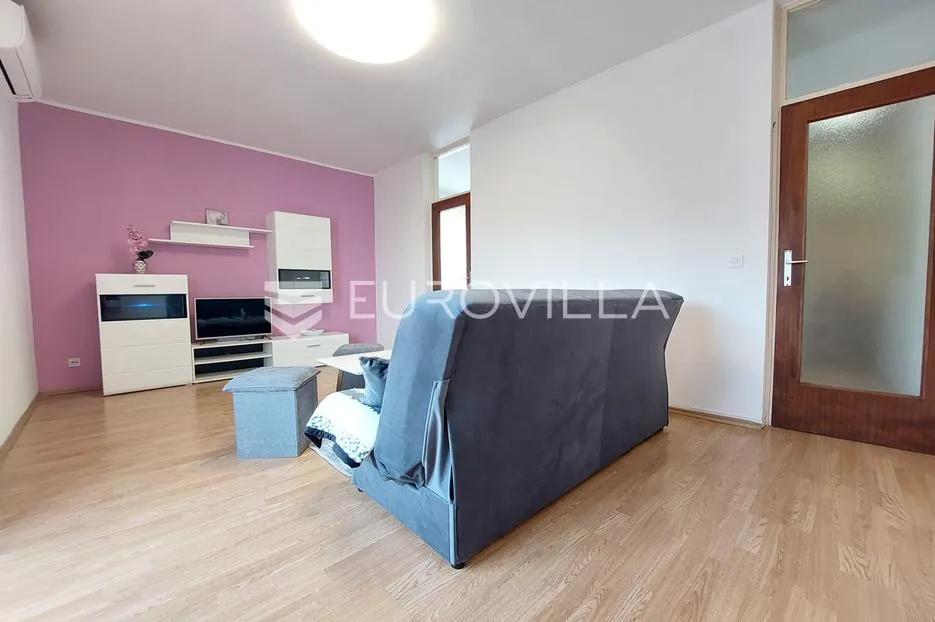 istra, pula, stan s panoramskim pogledom na grad - slika 9