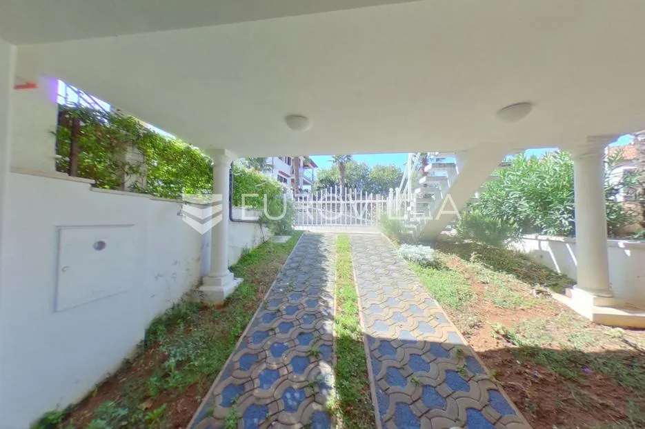 istra, rovinj, aprtmanska kuća 340 m² na traženoj lokaciji - slika 23