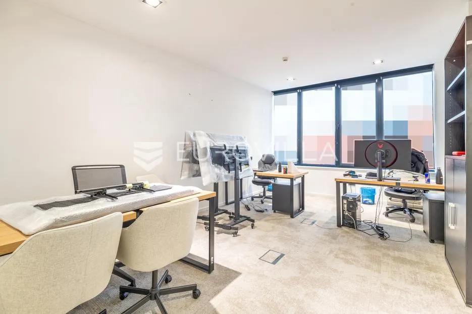 zagreb, radnička, moderan poslovni prostor 430 m² na 7. katu poslovne zgrade - slika 5