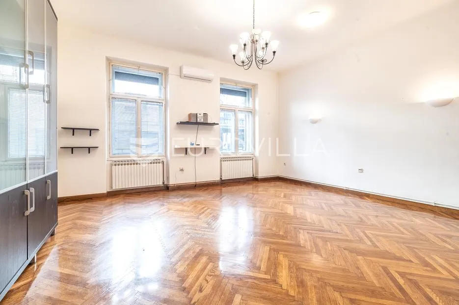 Zagreb, Donji Grad, funkcionalan poslovni prostor 85 m²