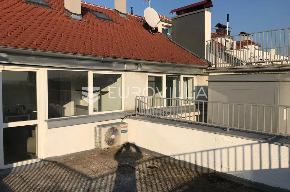 zagreb, amruševa, šesterosoban stan površine 129 m² - slika 35