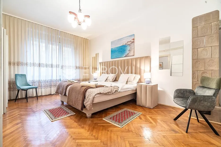 centar, tvrtkova prekrasan dvoiposoban stana nkp 93 m2 - slika 3
