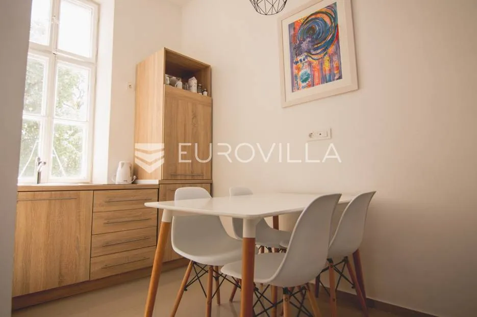 centar stan 205m2 podijeljen na 5 apartmana i sobu - slika 12