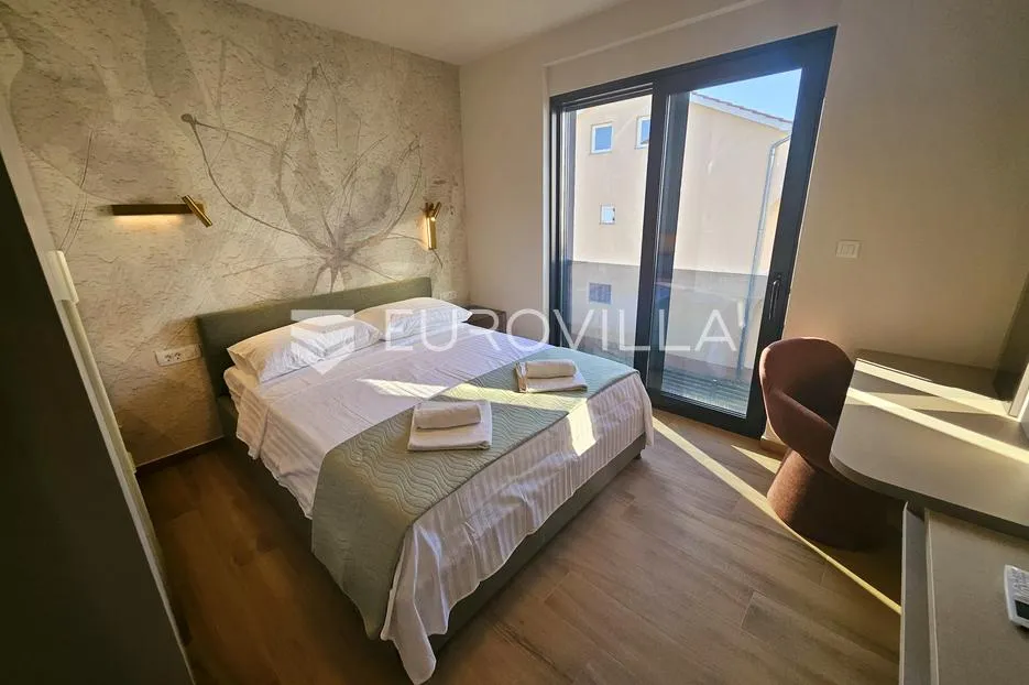srima, novogradnja, vila s bazenom - slika 14